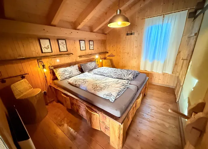 Casa Royal - Schoenes Und Komfortables Blockhaus Mit Aussensauna Und Beheizbarem Whirl-pool *