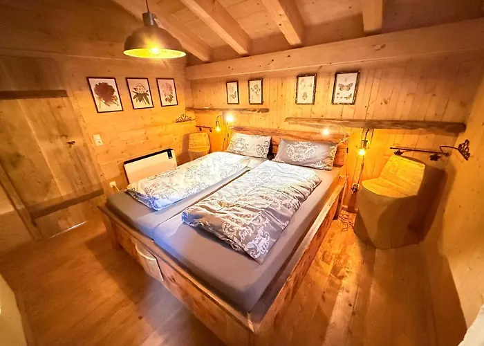 Casa Royal - Schoenes Und Komfortables Blockhaus Mit Aussensauna Und Beheizbarem Whirl-pool ザンクト・エングルマール